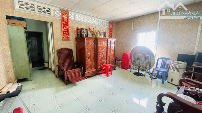 Bán Nhà Đường 22 Tỉnh Lộ 43 72m2 Hẻm Xe Hơi 2 Tầng Gần Chợ Đầu Mối Thủ Đức Chỉ 4,2 Tỷ