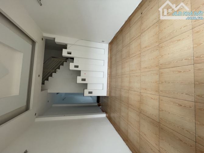 🌈Nhà hai mặt tiền hẻm ô tô sát mặt tiền đường Thạnh Xuân 33 chỉ 4,3 tỷ- DT 64m2 (4x16)  ◾
