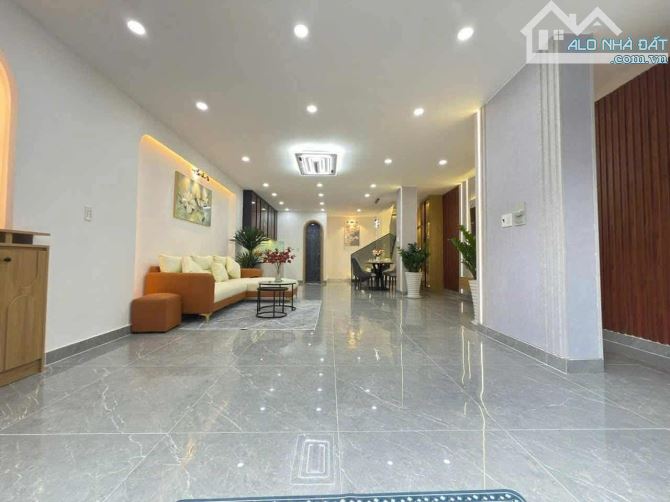 THU NHẬP 600TR, 15.5 TỶ LÔ GỐC 6 TẦNG 585M ĐƯỜNG 7M,AN PHÚ ĐÔNG SÁT GÒ VẤP