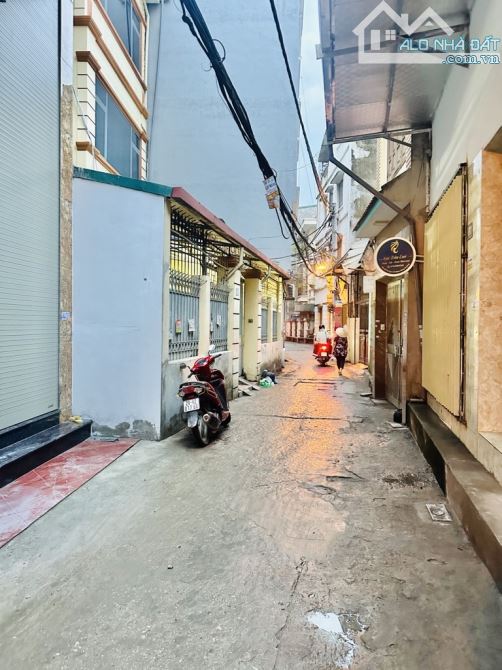 ĐỊNH CÔNG - 48m-nhỉnh 15 tỷ MẶT NGÕ THÔNG KINH DOANH - NHÀ MỚI KOONG 7 TẦNG THANG MÁY -