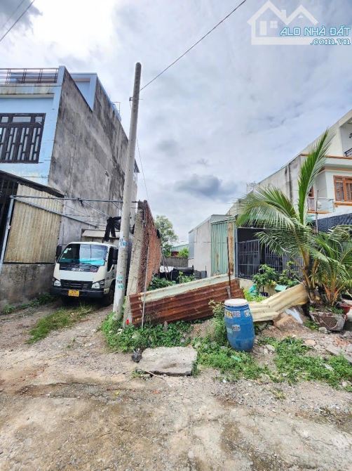 2ty8 TL 150m2  xây tự do đất gần đường Bùi Thị Xuân, P.Tân Bình, Tp. Dĩ An