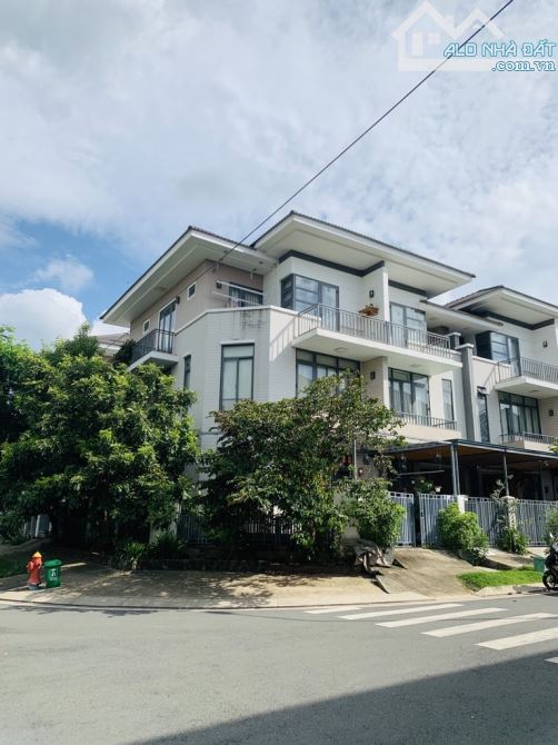 CĂN GÓC VIP LAVILA – ĐẲNG CẤP & KHÔNG GIAN SỐNG HOÀN HẢO