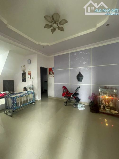 Bán nhà Khu Dân Cư Bình Khê hẻm đường Đề Pô , Phước Tân - Nha Trang giá 2 tỷ 700 triệu