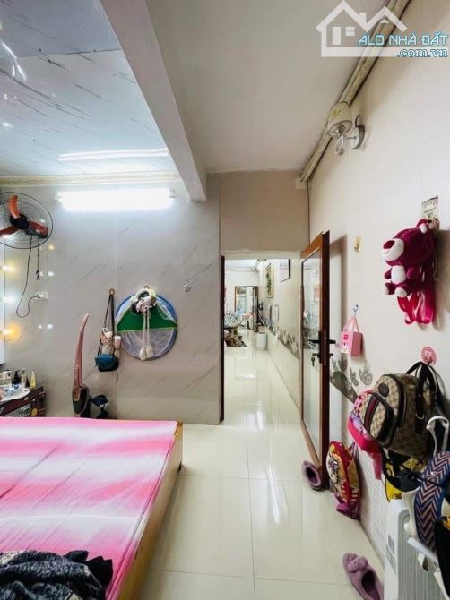 TẬP THỂ T1 – NGÕ 328 NGUYỄN TRÃI – 39M² – Ô TÔ – KINH DOANH – 3 NGỦ – SỔ ĐỎ – 4.55 TỶ