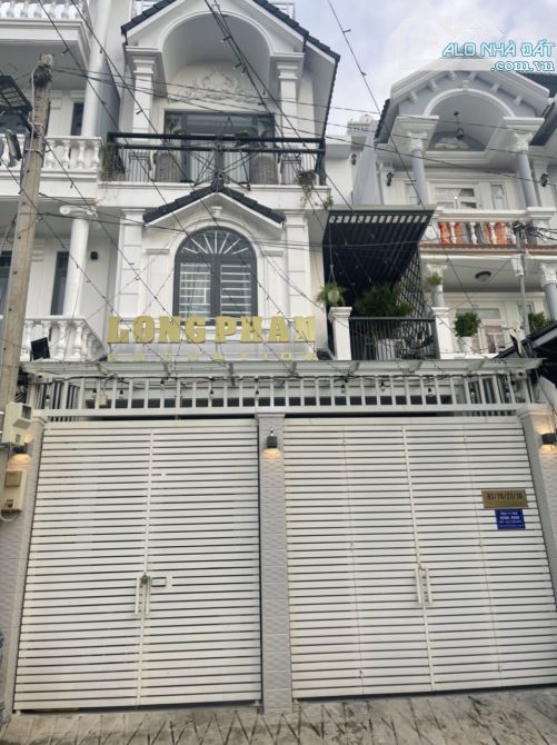 Nhà 5,8x15,5m, 3 lầu Gara xe hơi Đường Đào Tông Nguyên Nhà Bè, Giá 6,8 tỷ