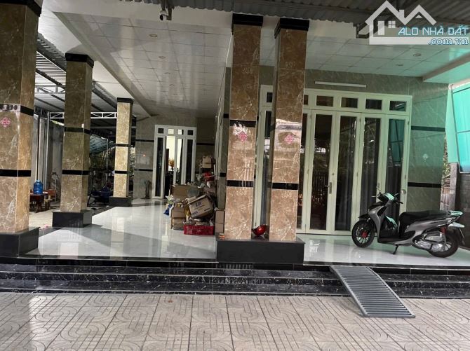 Bán nhà 19 x 30 hẻm Nguyễn văn linh chỉ có 3 tỷ 300