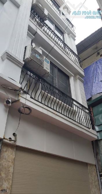 Bán nhà phố Mỹ Đình 39m x 5T, Ngõ nông, Ô tô gần, KD, full Nt ở ngay 7,8 tỷ.