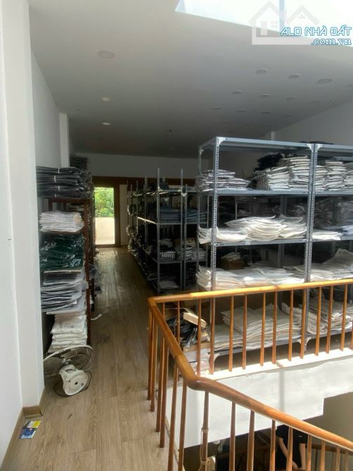 🔥BÁN NHÀ MẶT TIỀN-HOÀNG DIỆU- 180M2- NGANG 9.5M- CÁCH CẦU RỒNG 400M-KINH DOANH ĐỈNH-26 TỶ