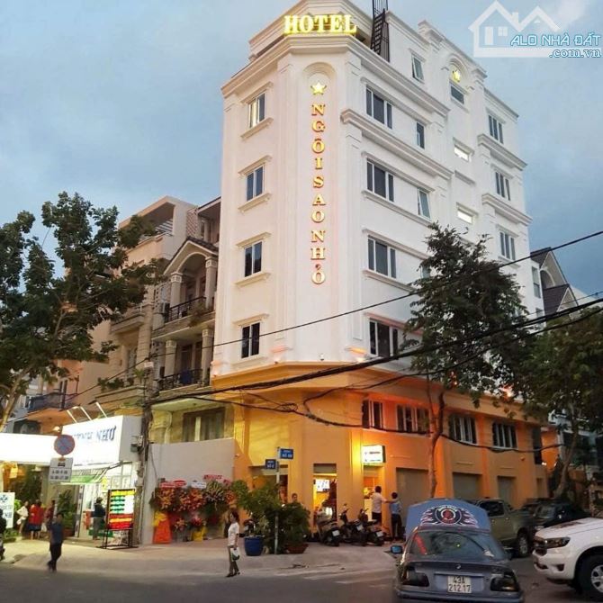 Bán khách sạn đường 3/2 P.14 Q.10