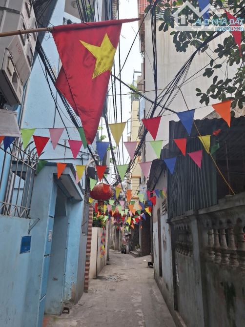 Nhà mặt ngõ thông Mậu Lương ra KĐT Xa La, 55m2, dân xây kiên cố, chỉ hơn 7 tỷ