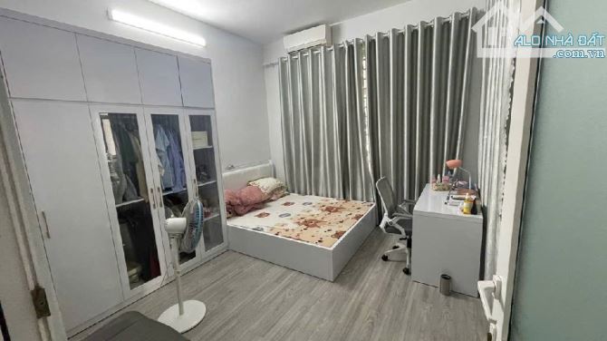 Bán nhà Phố Nhổn Phân Lô Ô tô , KD 112mx3T MT 8.7m giá 16,5 tỷ
