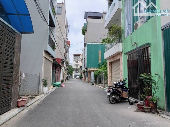 BÁN GẤP 70M THÔN ĐÌA NAM HỒNG Ô TÔ VÀO TẬN ĐẤT  💥