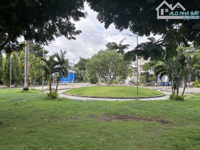 CHUNG CƯ QUẬN 8 – CĂN GÓC THOÁNG MÁT – SỔ HỒNG RIÊNG – GIÁ TỐT GẤP BÁN