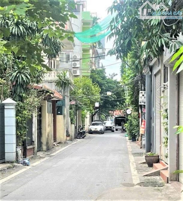 Chính Chủ Bán nhà Phố Trung Liệt. Đống đa. Diện tích 28m. 6 tầng thang máy. 10,3 tỷ