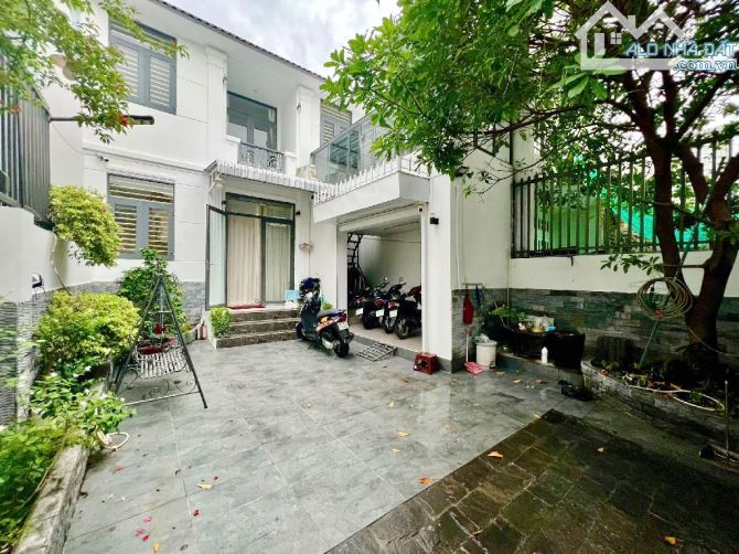 Biệt thự HXH An Dương Vương giáp Q6, 142m2 ngang 7m, cực đẹp, an sinh đỉnh, hơn 10 tỷ TL
