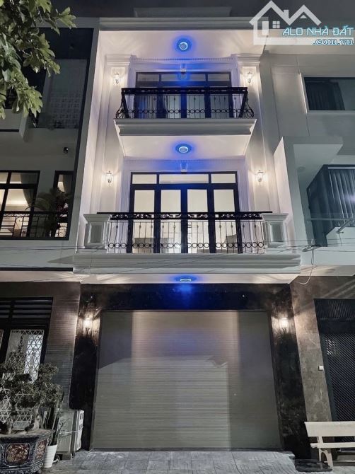 BÁN NHÀ NGAY KDC KIM SƠN,ĐƯỜNG SỐ 2,TÂN PHONG,Q7-GIÁ:4,71TỶ/84(5,6x15m).DÒNG TIỀN SẴN 23TR