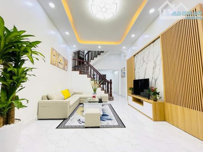 Bán nhà Vạn Phúc 36m x 4T, 4 PN, phân lô văn minh, ô tô đỗ cạnh nhà, giá chỉ hơn 6 tỷ