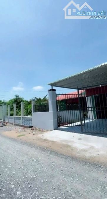 Mỹ Lộc Nhà Vườn 245m2 VIEW KÊNH+ CÂY ĂN TRÁI + Đường  Xe oto