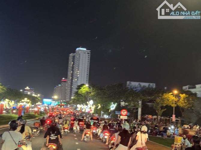 BÁN LÔ ĐẤT MT ĐƯỜNG TRẦN HƯNG ĐẠO_ĐỐI DIỆN MONACHY_ĐANG CHO THUÊ 25TR/TH_XÂY 7CĂN HỘ