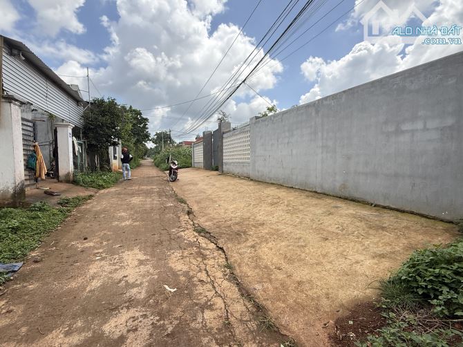 300m2 ĐẤT LÀM NHÀ VƯỜN NGUYỄN XUÂN NGUYÊN: 4.25 tỷ