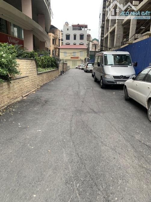 Bán Nhà Ngõ Trần Phú Ô Tô Vào Nhà 50m2 4 Tầng 12 Tỷ Ngay Chân Chung Cư.