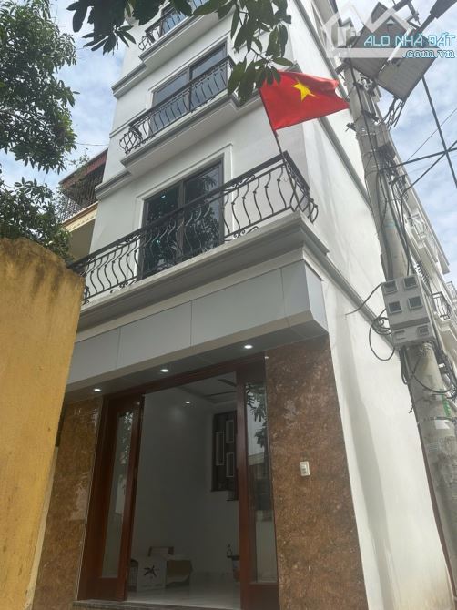BÁN NHÀ PHÂN LÔ VIỆN NGÔ THỊ TRẤN PHÙNG ĐAN PHƯỢNG HÀ NỘI