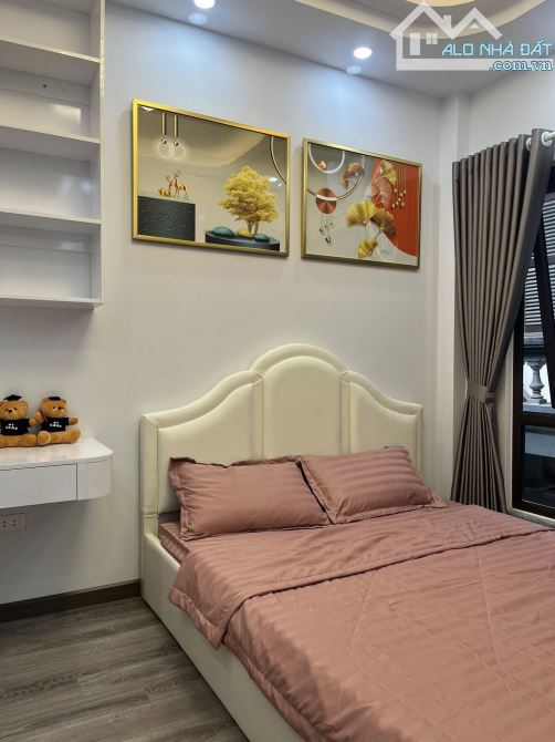 CHÍNH KINH THANH XUÂN NHÀ MỚI ĐẸP FULL NỘI THẤT 100M RA PHỐ 25M2  4 TẦNG 6 TỶ - 10