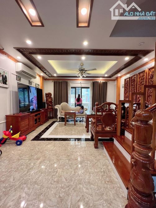 Bán nhà Vạn Phúc 80m x vài bước ra phố, mặt tiền khủng, vài bước ra phố, giá chỉ 10 tỷ - 1