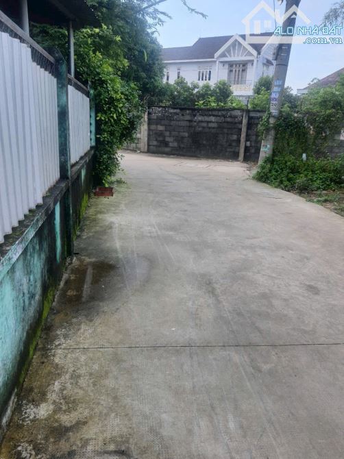 NHÀ CẤP 4 MỚI TINH DIỆN TÍCH KHỦNG GIÁ ĐẦU TƯ TÂN HIỆP HÓC MÔN  HXH 4 M. - 1