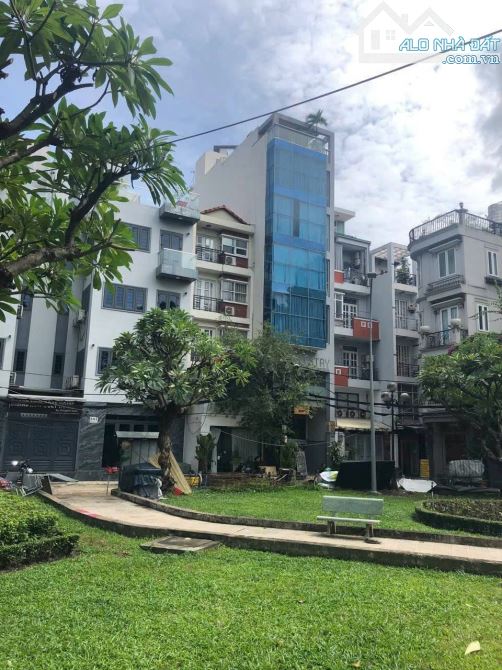 Bán toà nhà căn hộ dịch vụ đường Nguyễn Thị Minh Khai, P Đakao Quận Nhất 2 mặt tiền - 1