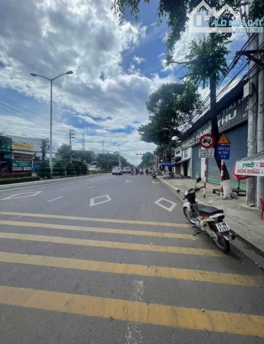 KẸT TIỀN ĐÀNH BÁN ĐẤT TẶNG NHÀ XƯỞNG P. TÂY NHA TRANG - 1