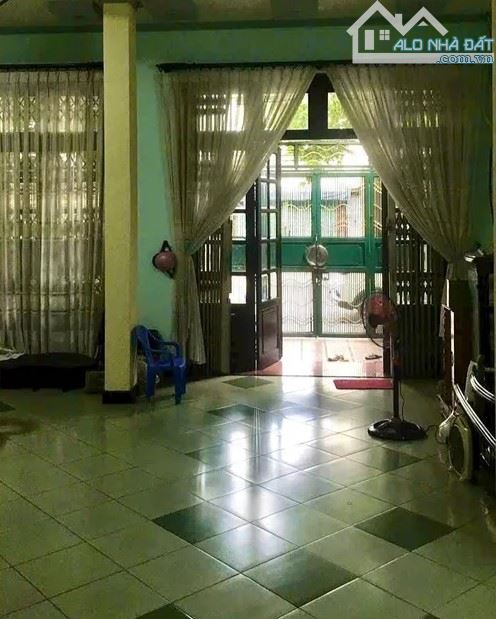 Bán Gấp! Mặt Tiền Lê Niệm, Tân Phú – DT Khủng 142m² (8x20m), 4 Tầng, 7PN – Chỉ 20.8 Tỷ TL! - 1