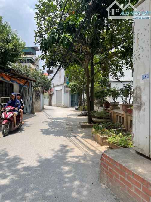 BÁN MẢNH ĐẤT GIÁ RẺ DT 125M2 MT 7M CHỈ 17 TỶ Ô TÔ VÀO NHÀ GẦN MP AN DƯƠNG VƯƠNG TÂY HỒ. - 1