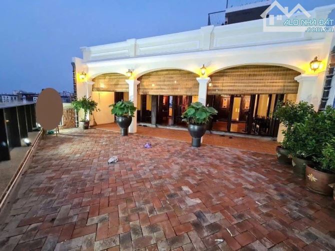 Tòa Nhà VIP! MẶT PHỐ Hoàng Cầu Đống Đa 216m2 9 tầng mt 10.5m - 1