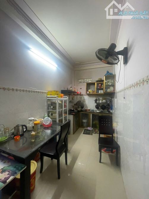 Bán nhà Khu Dân Cư Bình Khê hẻm đường Đề Pô , Phước Tân - Nha Trang giá 2 tỷ 700 triệu - 1