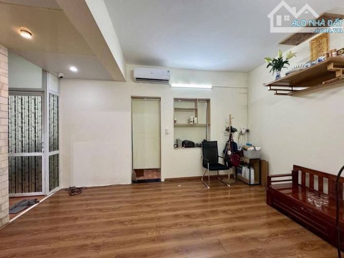 BÁN CĂN HỘ NHÀ E ĐỀN LỪ 1 – 55/60M² – 2 NGỦ – THOÁNG ĐẸP - FULL NỘI THẤT – 3.08 TỶ - 1