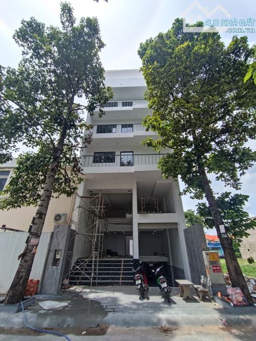 Bán nhà gần Tạ Hiện, Thạnh Mỹ Lợi, Quận 2, 8x20m Hầm 6 tầng, giá 42 tỷ - 1