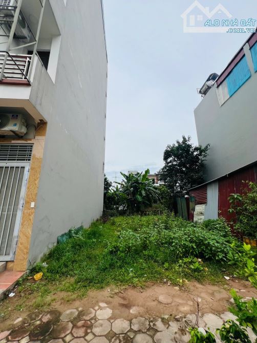 Duy nhất lô đất dịch vụ khu C Yên Nghĩa giá tốt 51m2 MT4.1m dãy view trường Phenikaa - 1