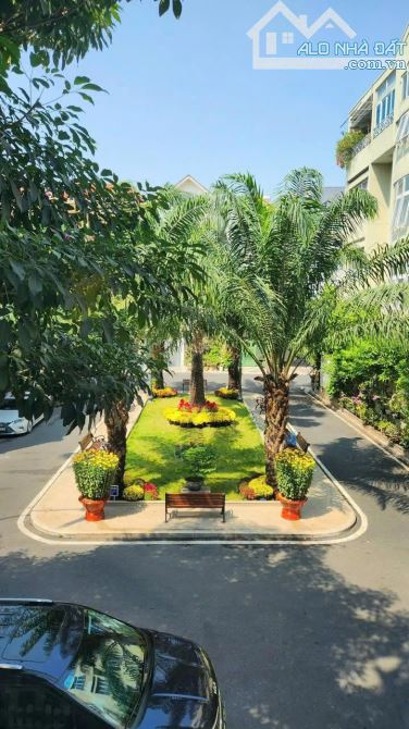 Biệt thự khu 357A Compound đường Nguyễn Trọng Tuyển, Q.PN ( 8x22m) 4 lầu Giá: 58 Tỷ. - 1
