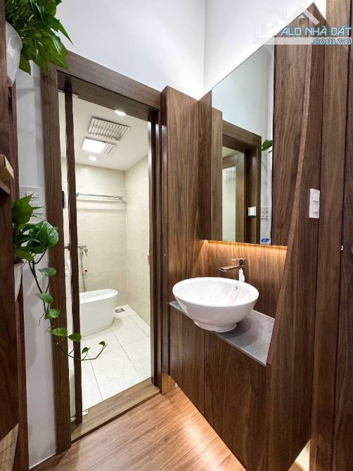 BÁN NHÀ LÔ GÓC BẠCH MAI – 30M² – 4 TẦNG – GIÁ 7.3 TỶ . - 1