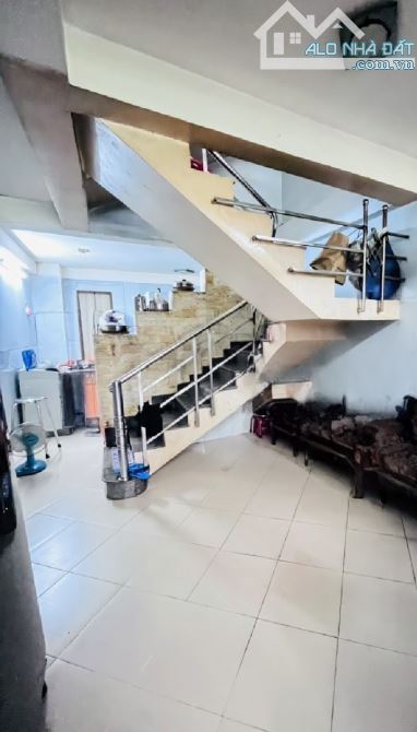 CHỦ BỎ PHỐ VỀ QUÊ DƯỠNG GIÀ, Cần Ra GẤP Căn HXT Phạm Hùng Ngang 3,7x15m 3Tầng Nhỉnh 7 TỷTL - 1