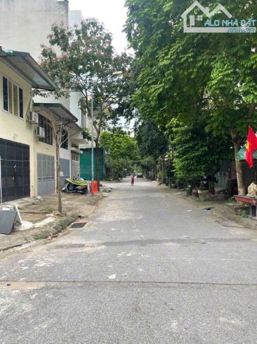 Duy nhất 1 lô góc đất Mậu Lương, 2 thoáng, đường phân lô vỉa hè, DT 49m2, mt 15m, 15,5 tỷ - 1