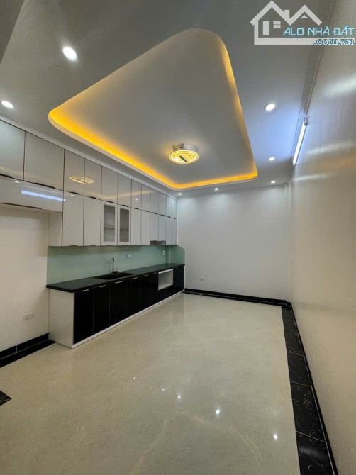 Nhà đẹp Liên Mạc - Gần UBND phường Thượng Cát – 30m² x 5 tầng – ô tô đỗ cổng – 5,4 Tỷ - 1