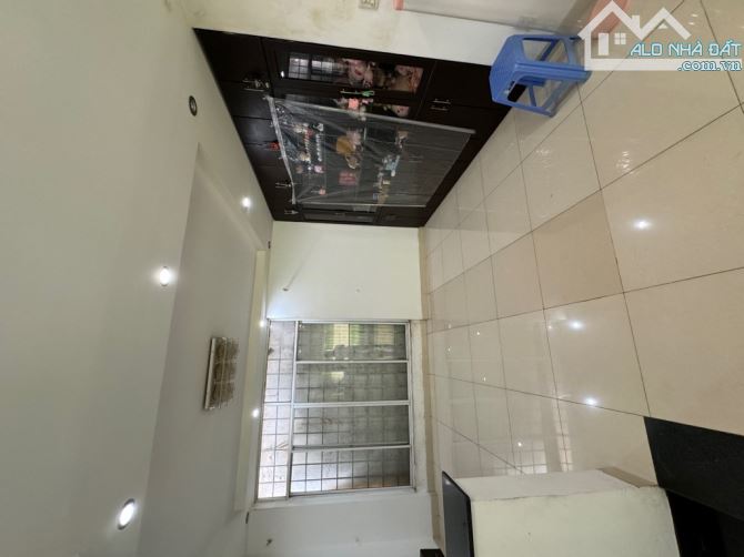 NGUYỄN SỸ SÁCH P15 TÂN BÌNH ,DT 4,5×16 ,2 TẦNG ,HẺM XE TẢI ,GẦN CHỢ TÂN TRỤ SÂN BAY NHỈNH - 1