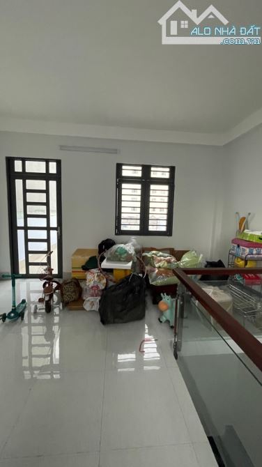 NHÀ 3 TẦNG KIÊN CỐ HẺM 2581 Ô TÔ 10M KDC ĐỒNG BỘ - 1