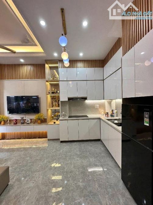 BÁN NHÀ PHỐ THẠCH BÀN – Ô TÔ ĐỖ CỬA – MẶT TIỀN 4,5M – 5,95 TỶ - 1