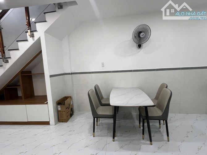 BÁN NHÀ QUẬN 9,NHÀ SIÊU ĐẸP DTSD42M NGAY ĐƯỜNG MAN THIỆN,CHỈ 3.85TỶ TL,TẶNG FULL NỘI THẤT - 1