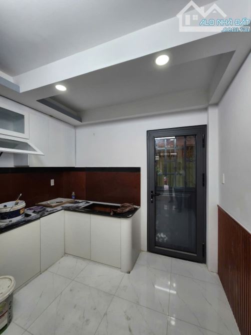 NHÀ SỬA TÂM HUYẾT ĐỂ Ở - BÁN ĐI RẤT TIẾC -  HXH QUAY ĐẦU - THÔNG RA ĐƯỜNG 3/2, Q10 - 43 M2 - 1