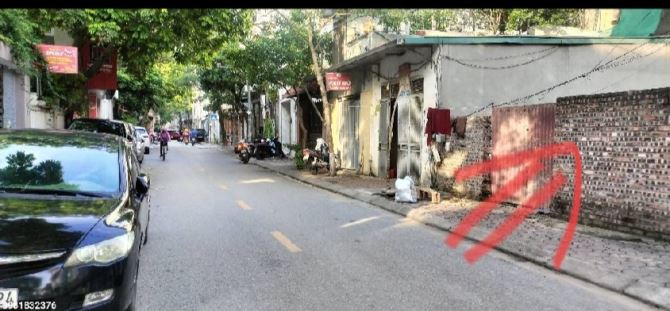 42.x Tỷ /202 M2 / 8 M tiền/ Phân Lô Ô tô chánh - 1