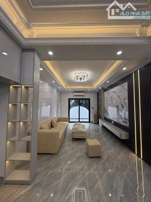 BÁN NHÀ MẶT PHỐ NGŨ NHẠC – LÔ GÓC – Ô TÔ  – KINH DOANH – 60M²  – 3.5M MT - 16.9 TỶ - 1